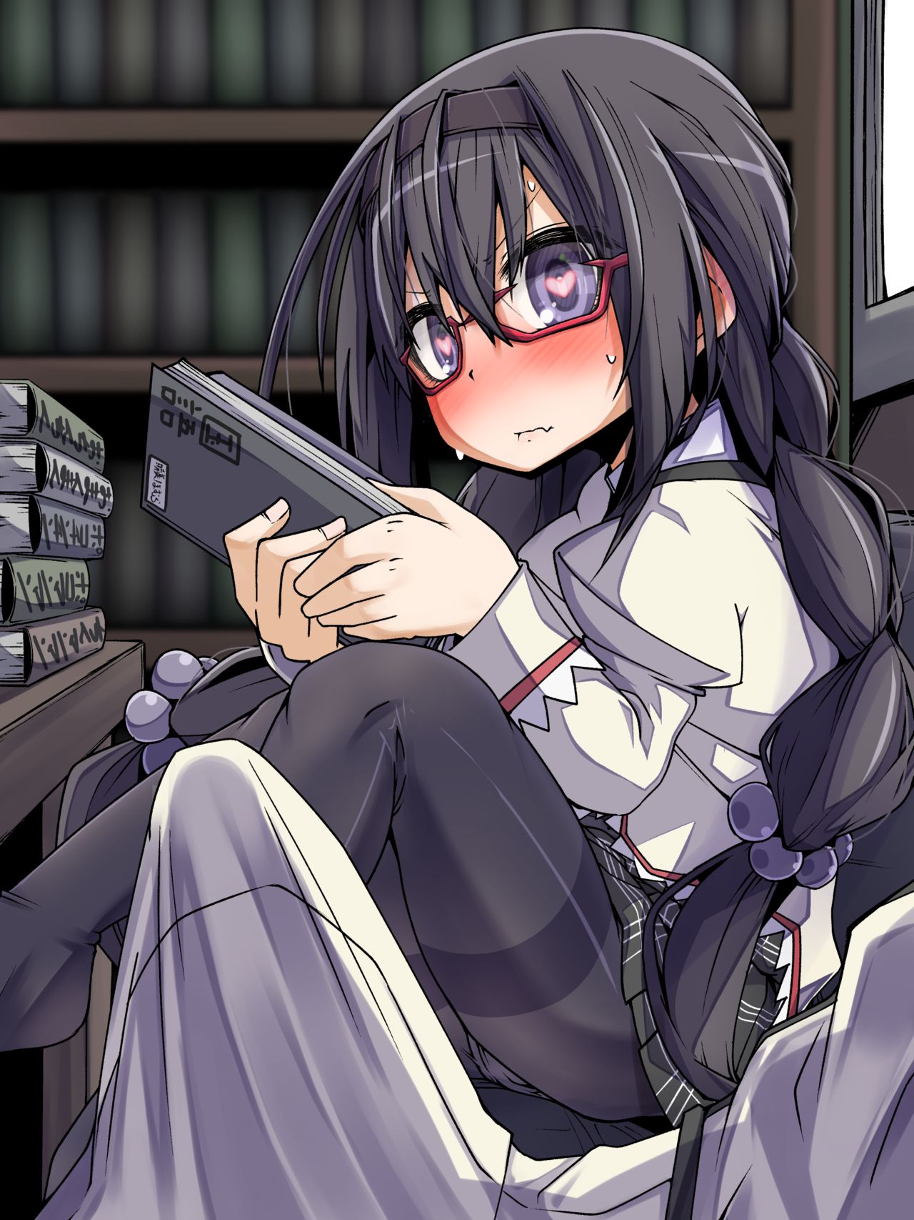 Toshoshitsu de Netetara Benkyou shiteru Furi shite Tonari ni Swatte kita Akemi Homura page 5 full