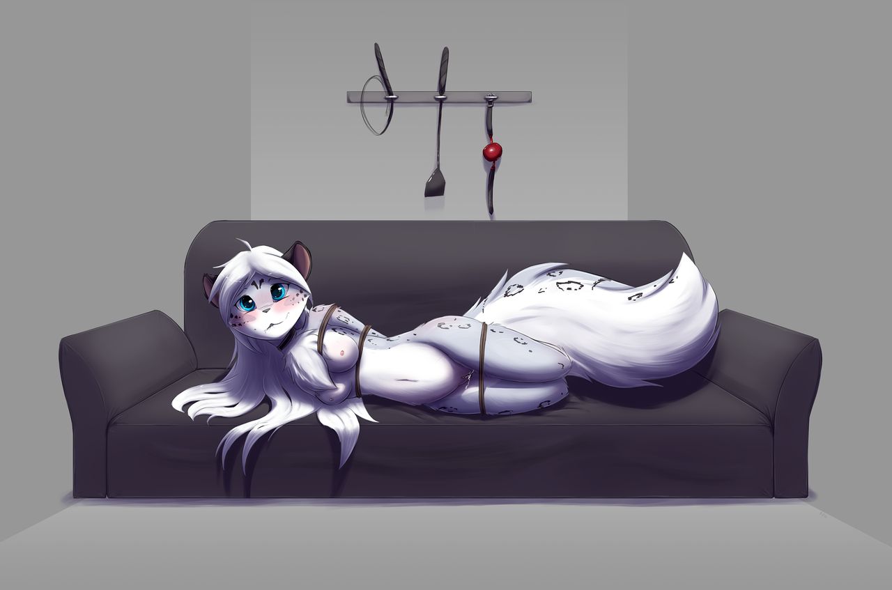 Model Maeve page 6 full