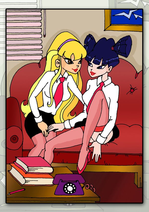Stella and Musa Winx have a little lesbian action page 1 full